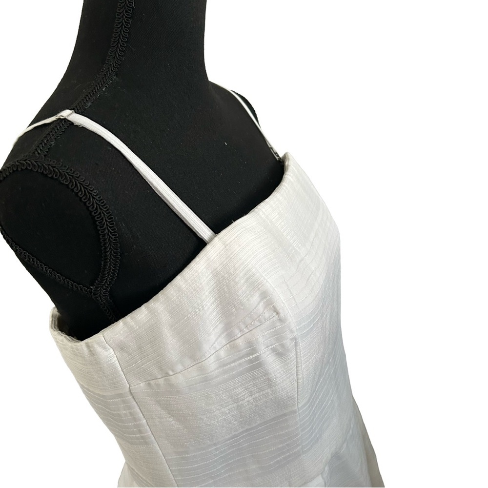 White House Black Market Strapless White Dress Size 12 - Picture 4 of 4